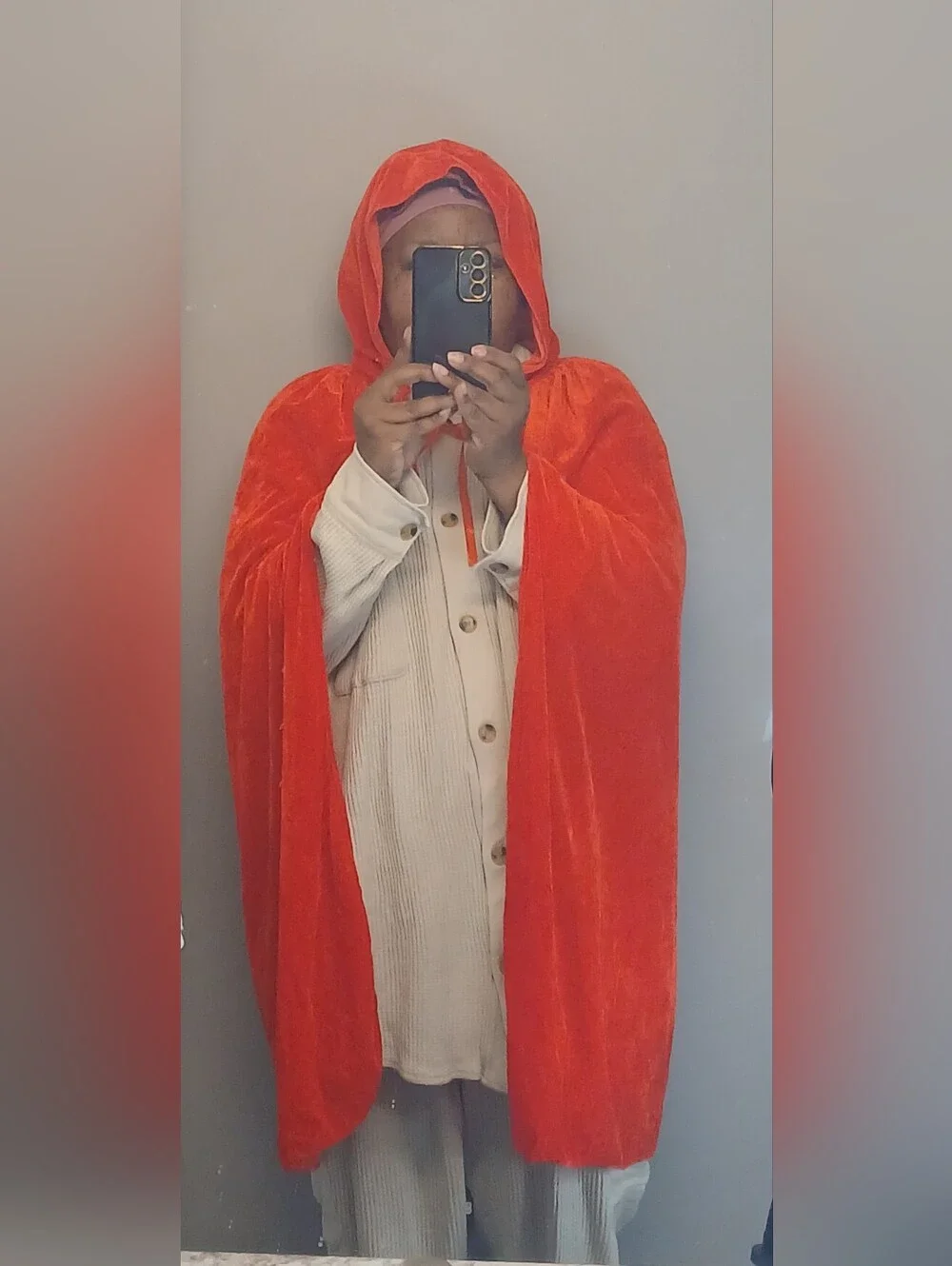 Crizcape Red Velour Open Front Hooded Cape With Ribbon Tie Neck OS Unisex NWOT